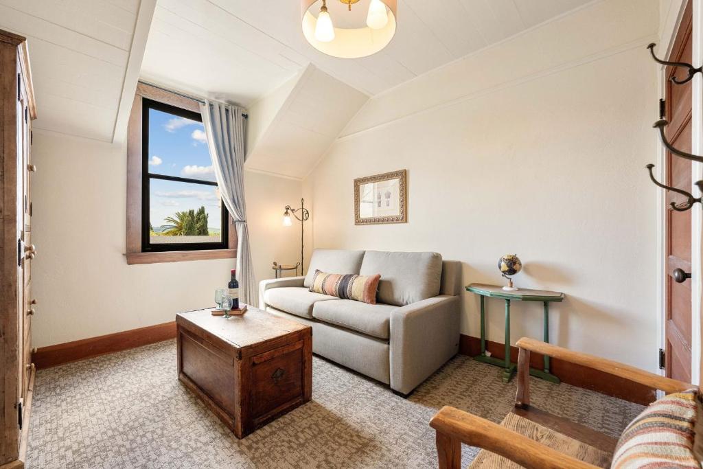 Sonoma Hotel - 