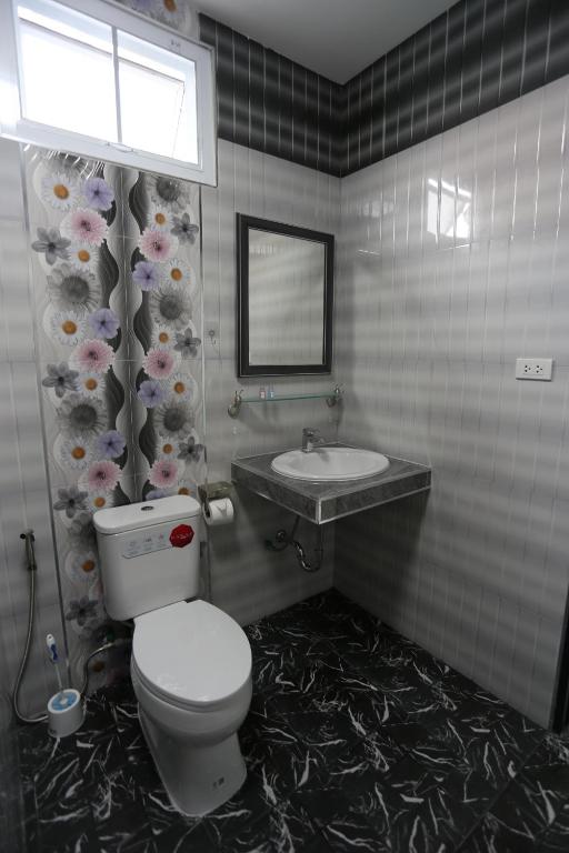 Koupelna v ubytování MB House Resort