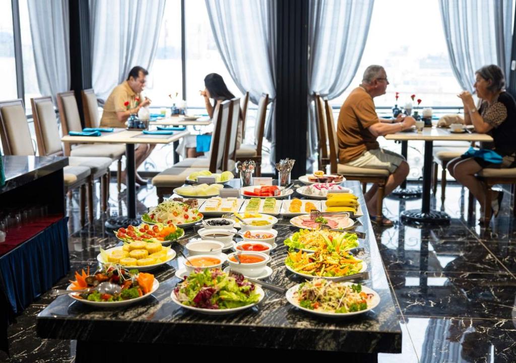 Family Suite Hotel - 12