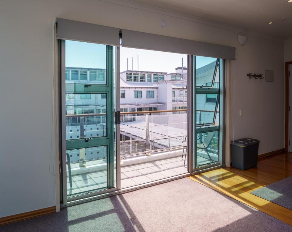 Balkón nebo terasa v ubytování Chic Princes Wharf Studio - City View - Parking