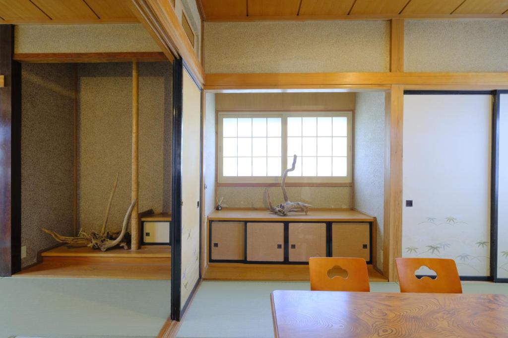 Fotografie z fotogalerie ubytování 半芸ハウス v destinaci Yunohara