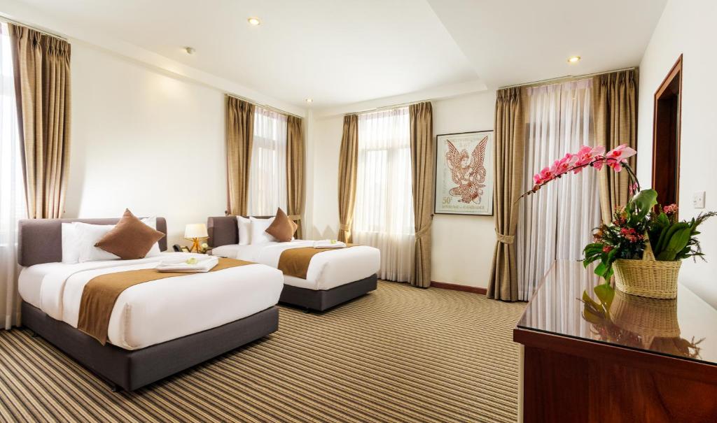 Jaya Suites Hotel - Suíte Com Varanda