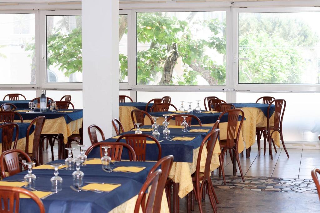Restaurace v ubytování Hotel La Torretta Bramante