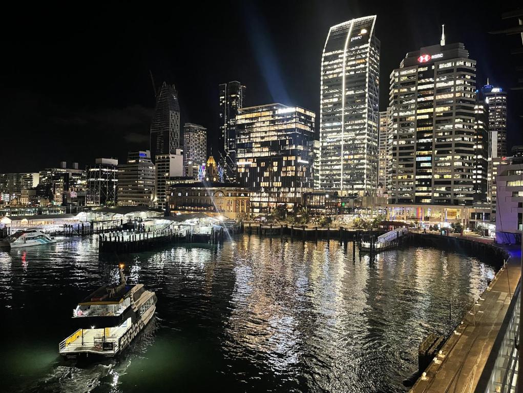 Princes Wharf - Luxury - Resim 18