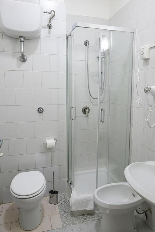 Suisse hotel - Habitación Doble Con Baño Privado