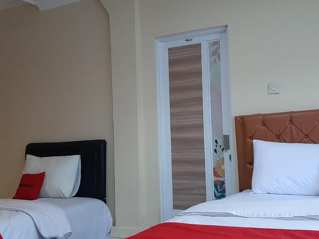 RedDoorz At Hotel Pakem Sari Kaliurang - 家庭房