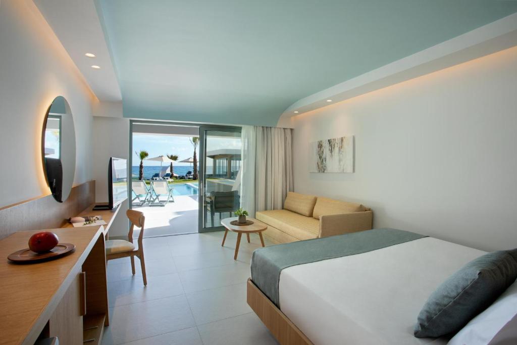Arina Beach Resort - Bungalow Beach Front With Private Pool