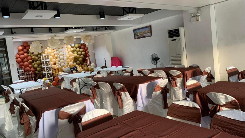 Posezení v ubytování Balai Subik Hotel