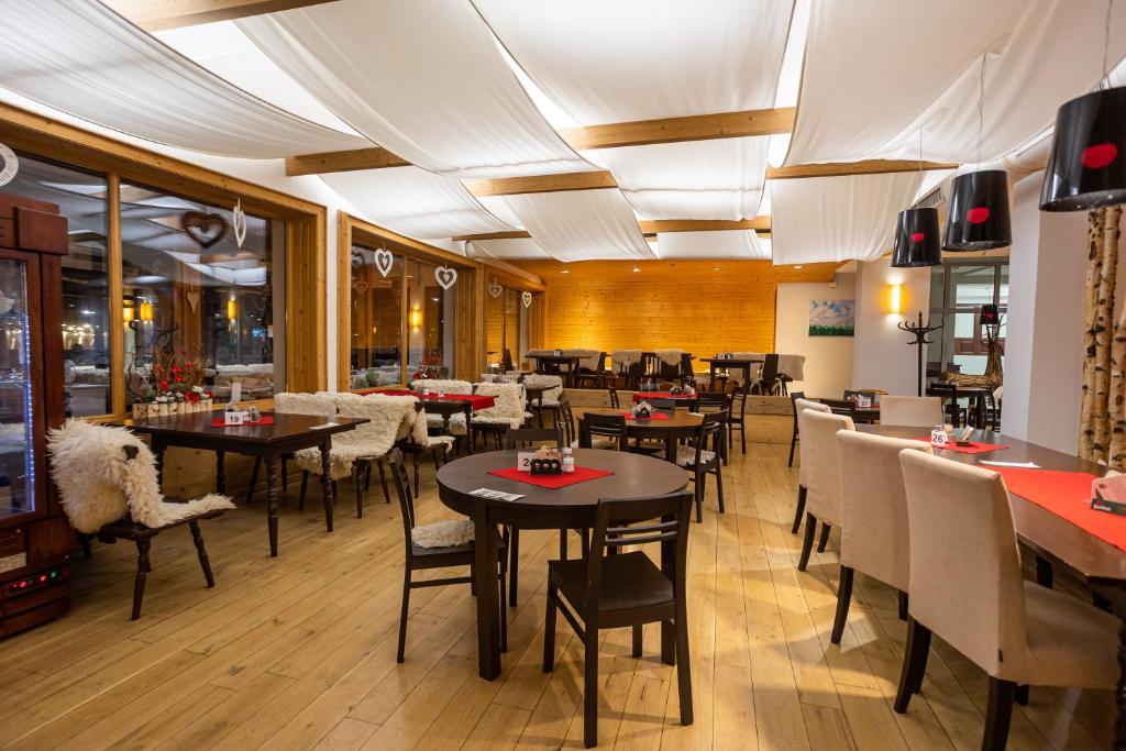 Restaurace v ubytování Hotel Toliar
