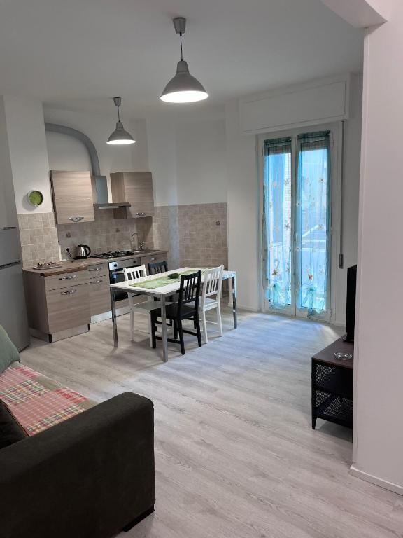 Una cocina o cocineta en la casa di Zoe