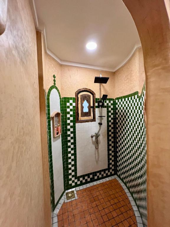 Grand Canyon Lodge Dades - Pièce Quadruple Avec Balcon