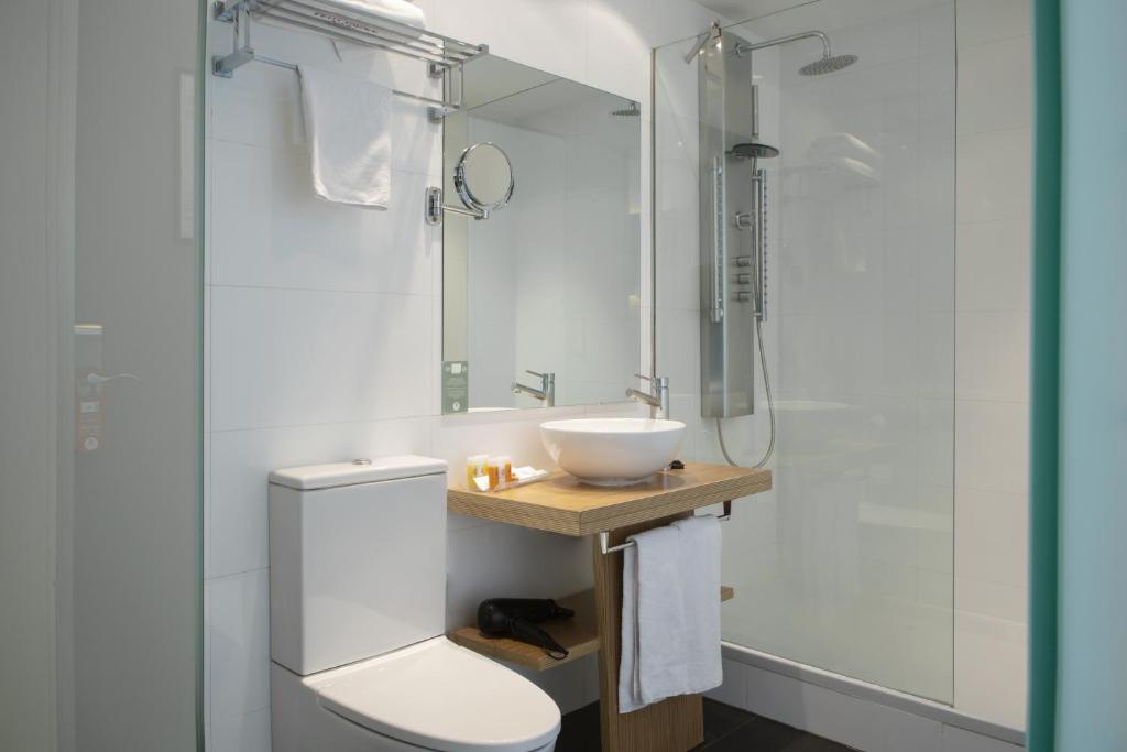 Petit Palace Plaza del Carmen - Resim 8