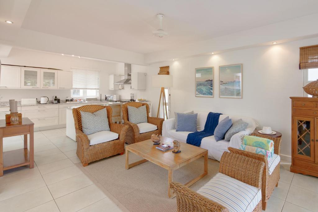 White Oaks Villas - 16