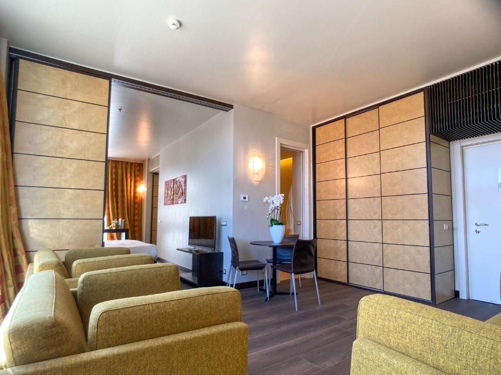 Część wypoczynkowa w obiekcie Best Western Plus Hotel Le Favaglie