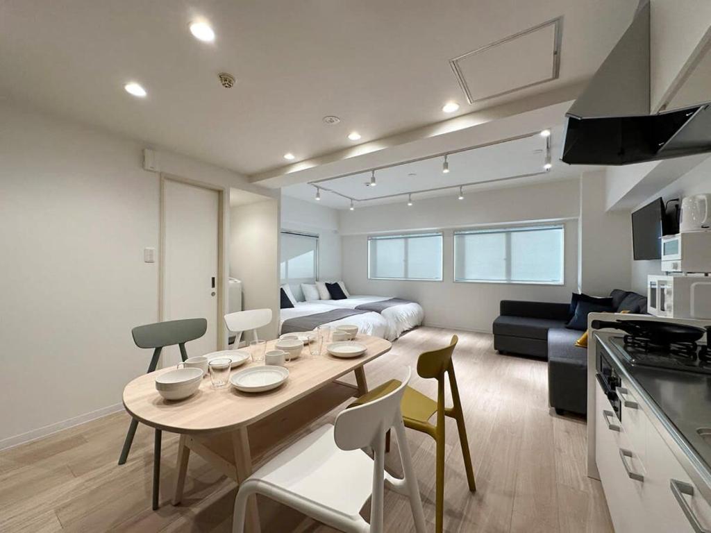 F Style by b hotel - 1BR Apt Great Location for 6Ppl
