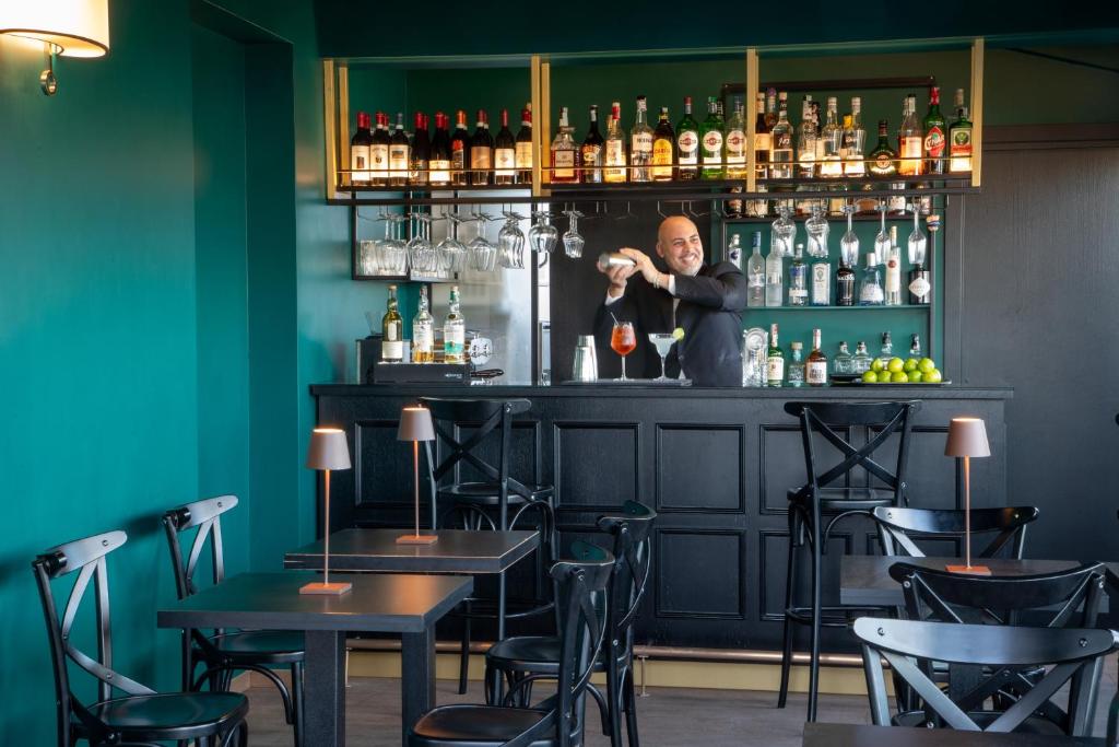 The Guardian - Resim 40