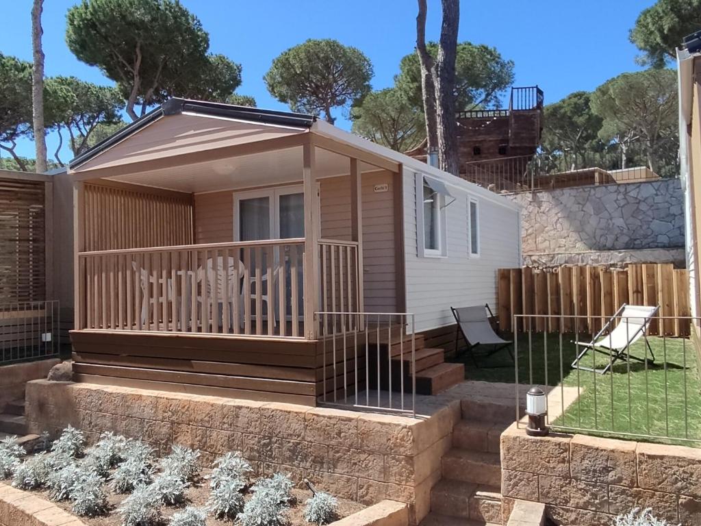 Interpals Eco Resort - Two-Bedroom Bungalow - Garbí (4 Adults)