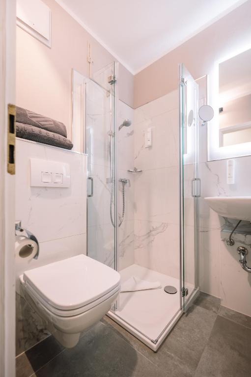 Koupelna v ubytování Hotel Royal