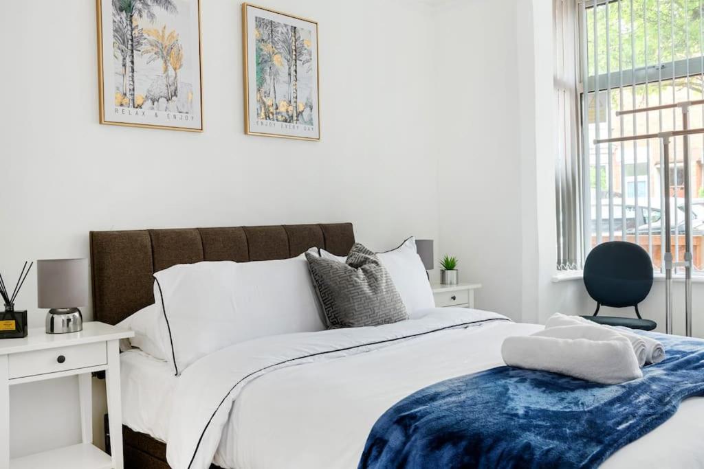 Felicity Near Leicester Royal Infirmary, Leicester (updated prices 2024)