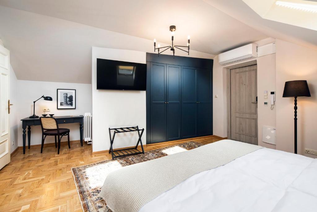 EASY RENT Apartments- Fontana Boutique - Deluxe Apartment