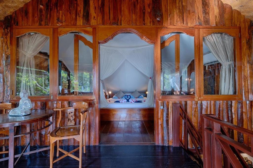 Matahari Tulamben Resort, Dive & SPA - Bungalow De Ocean View