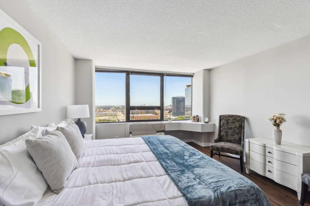 Fotografie z fotogalerie ubytování 2BR Modern South Loop Suite With Views & Gym v destinaci Chicago
