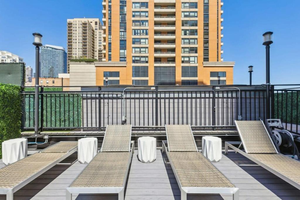 Fotografie z fotogalerie ubytování 2BR Modern South Loop Suite With Views & Gym v destinaci Chicago