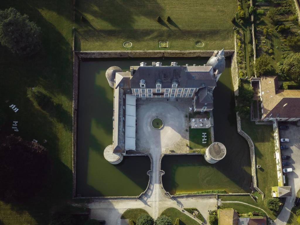 Bazén v ubytování Le Château d'Etoges - Champagne nebo v jeho okolí