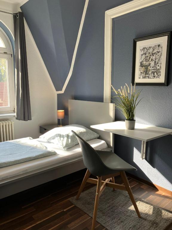 Postel nebo postele na pokoji v ubytování Blue Doors Hostel Altstadt