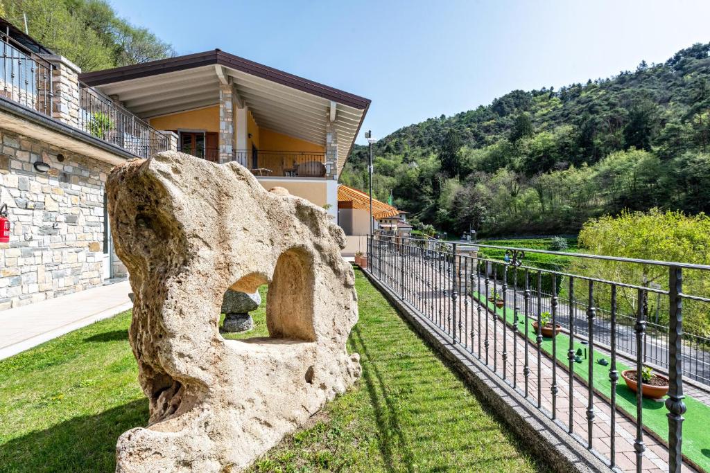 Nespecifikovaný výhled na hory nebo výhled na hory při pohledu z apartmánu
