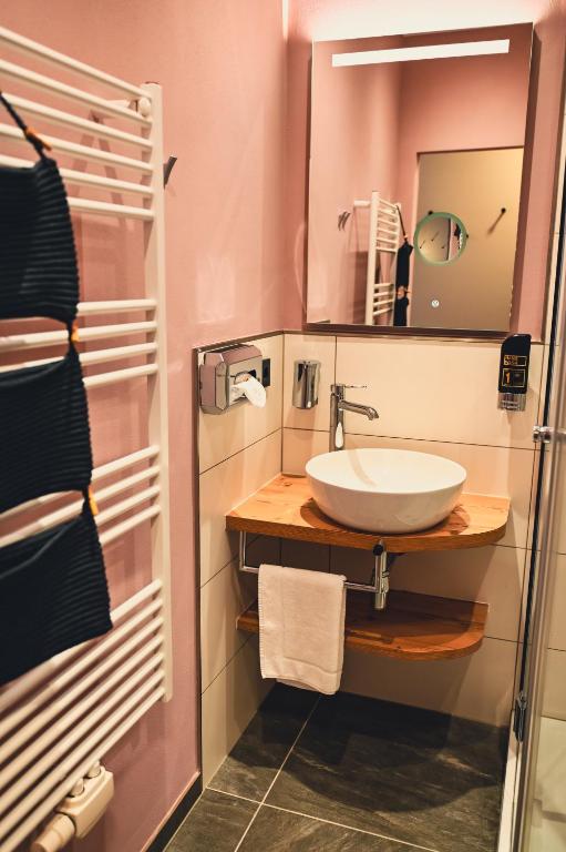Koupelna v ubytování Café-Hotel Gutshof