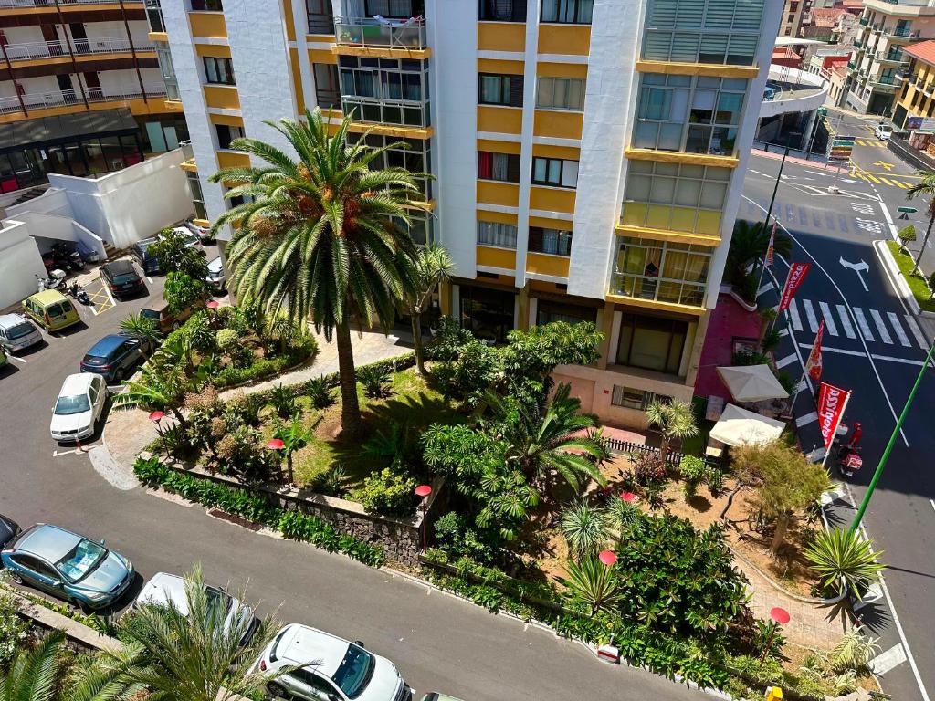 The building in which Az apartmant is located