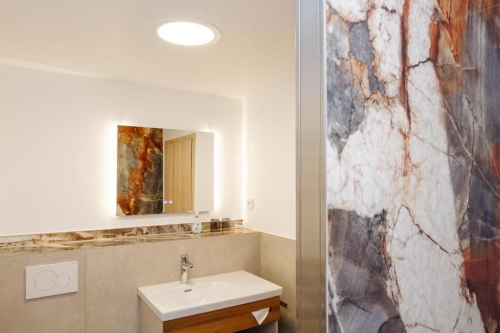 Koupelna v ubytování Hotel Sixt