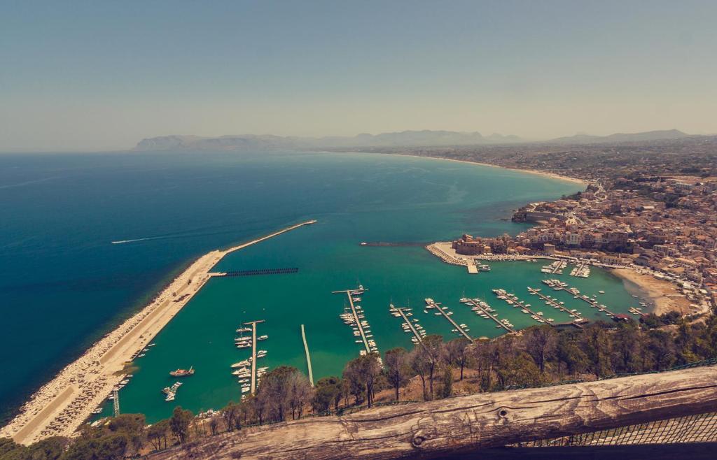 Tiziana Bed Breakfast 3*