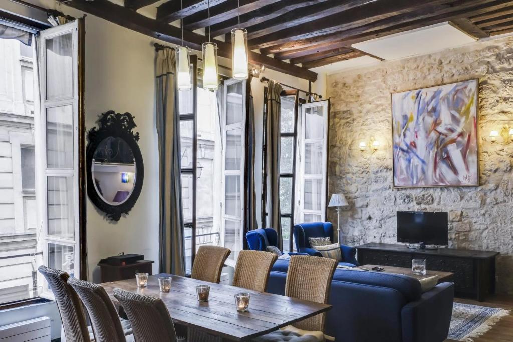 Photo de la galerie de l'établissement Notre-Dame Elegance, à Paris