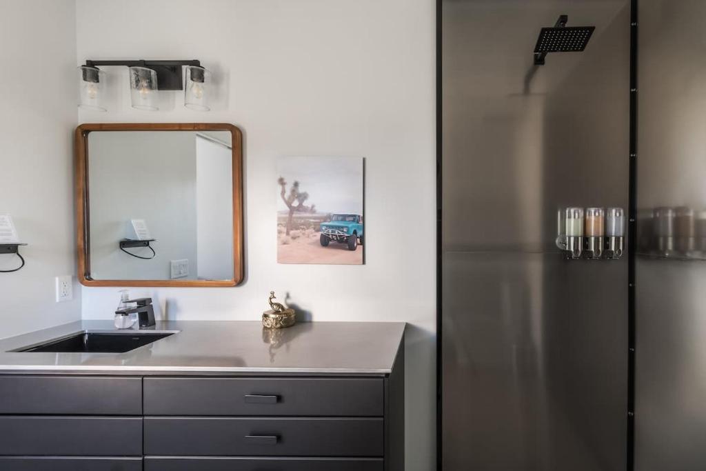 Gallery image of Caelum Joshua Tree - Urban Design in Rustic Desert in Joshua Tree
