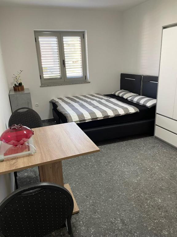 Łóżko lub łóżka w pokoju w obiekcie Apartments Lia-Jolie