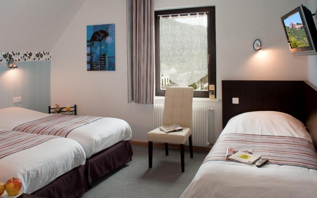 Logis Hotel Des Vosges - Chambre Triple
