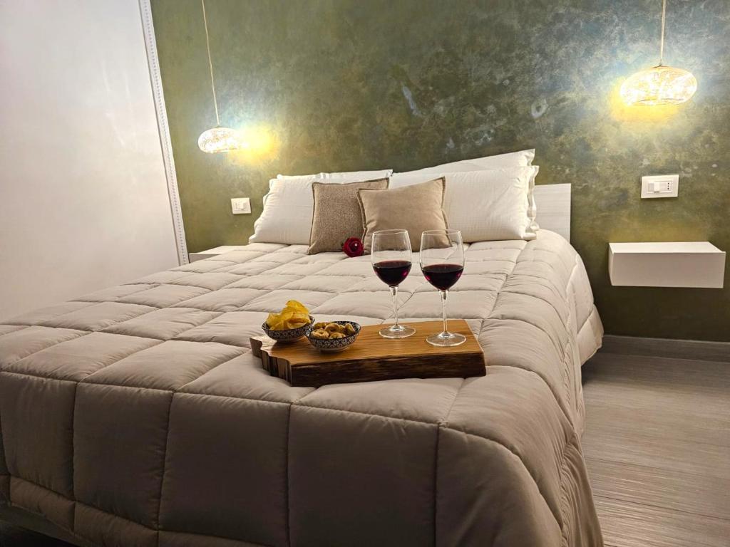 Ліжко або ліжка в номері Casa Semeria Certosa di Padula(SA)