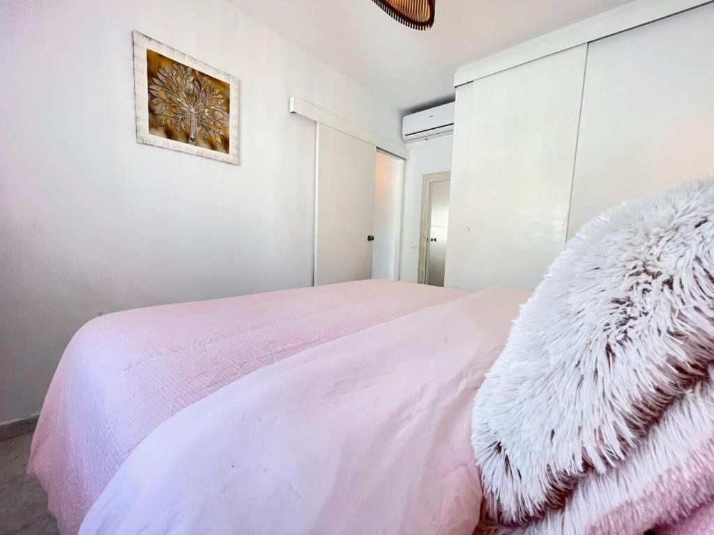 Fotografie z fotogalerie ubytování Modernized 3 Bed Villa with Pool Lf16 v destinaci Orihuela