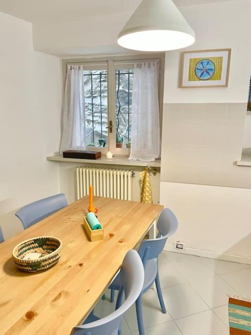 Posezení v ubytování Casa Curiè 17 in borgo storico