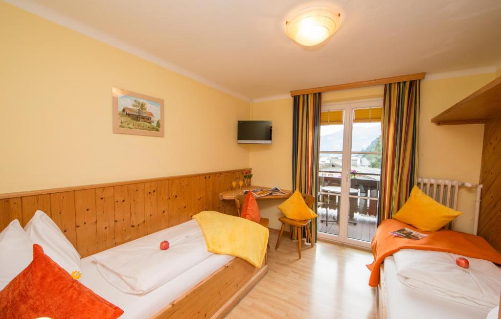 Hotel Pension Hubertus - 11