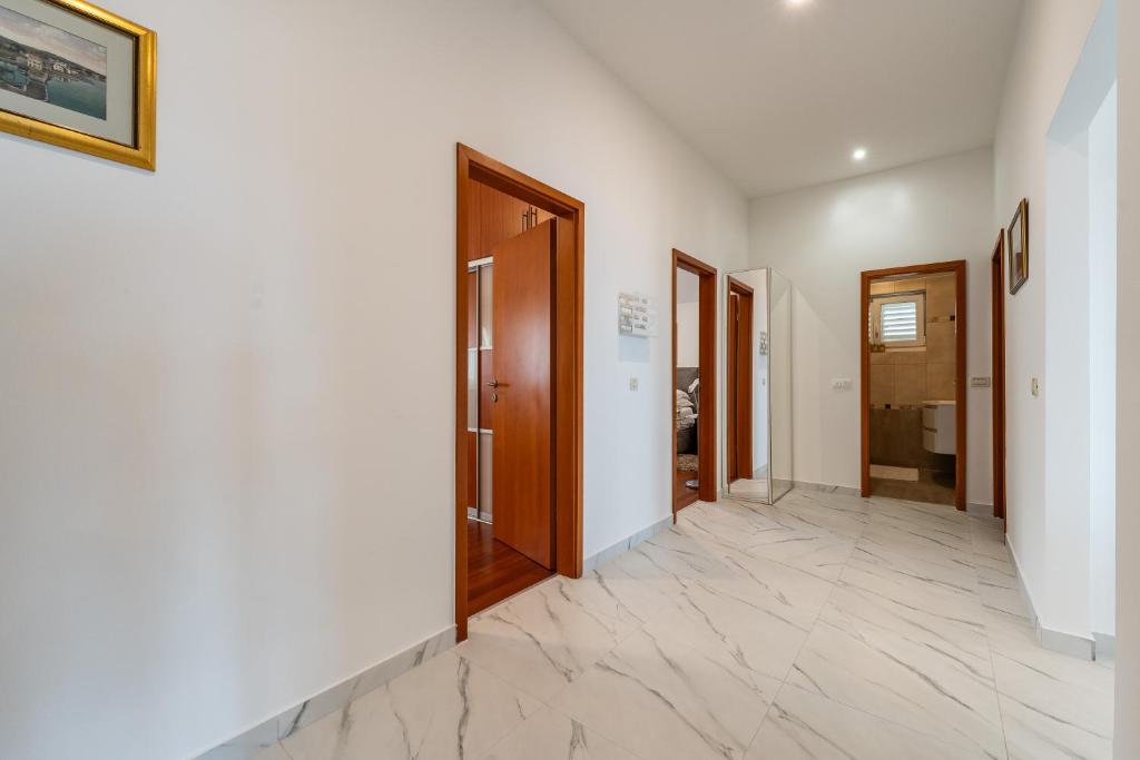Fotografie z fotogalerie ubytování Apartments Very Good Life v destinaci Preko