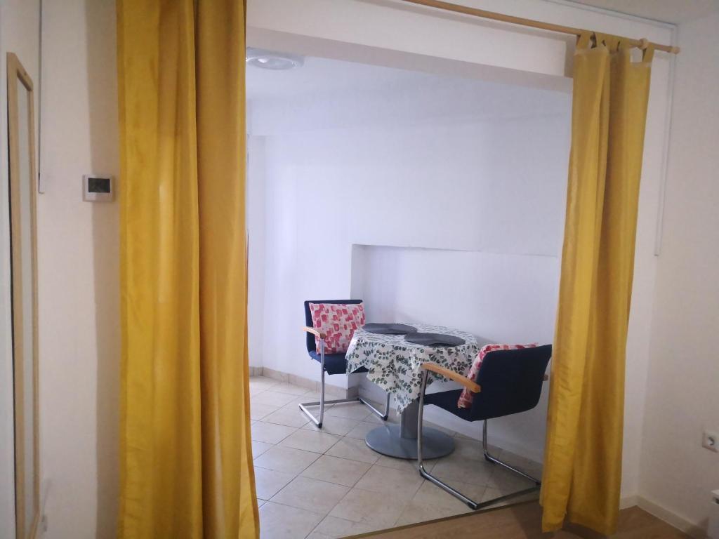 Posedenie v ubytovaní Judith Apartment