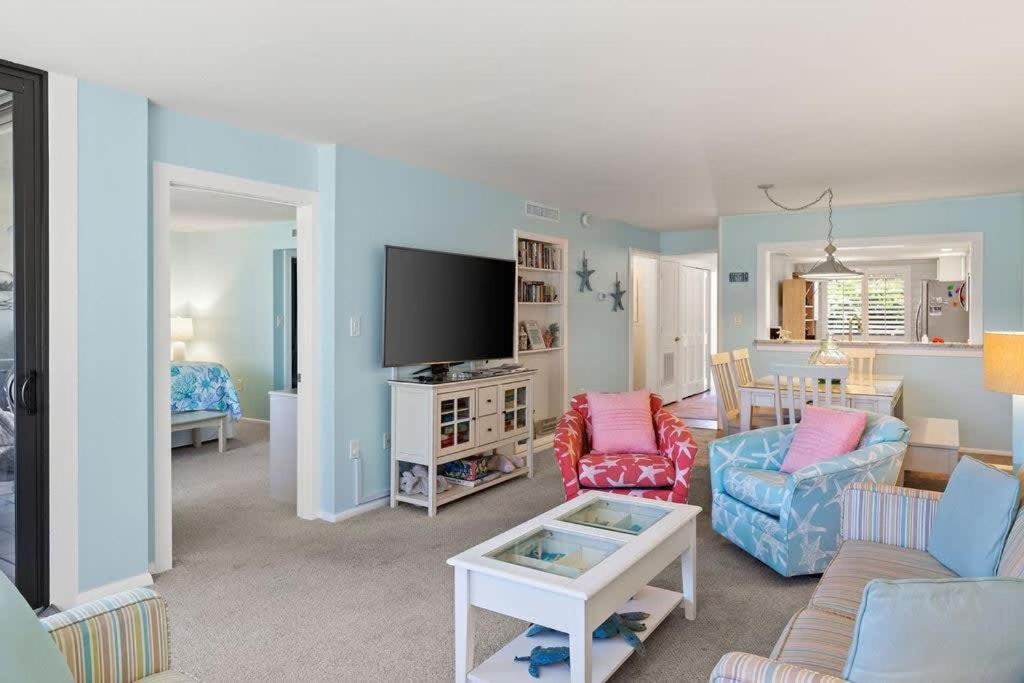 Stunning Updated Loggerhead Cay Residence Fantastic Amenities Stunning Updated Loggerhead Cay Residence Fantastic Amenities