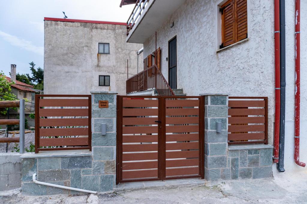 Budova, kde se prázdninový dům nachází