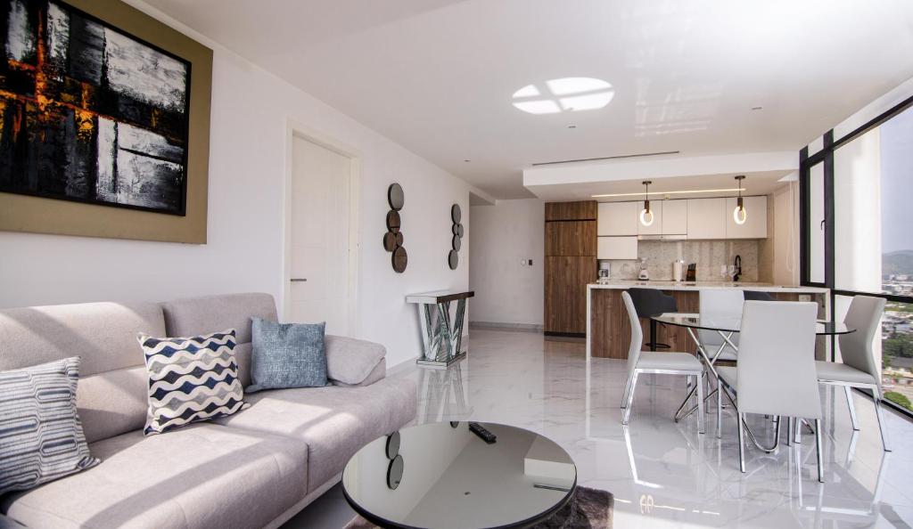 Suite 1202 Bellini, Puerto Santa Ana, Guayaquil