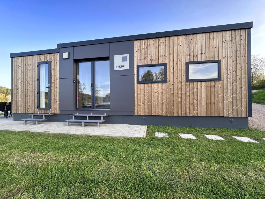 Feriendorf Seeblick - Tinyhouse direkt am See - Holiday Home Home Met Drie Slaapkamers