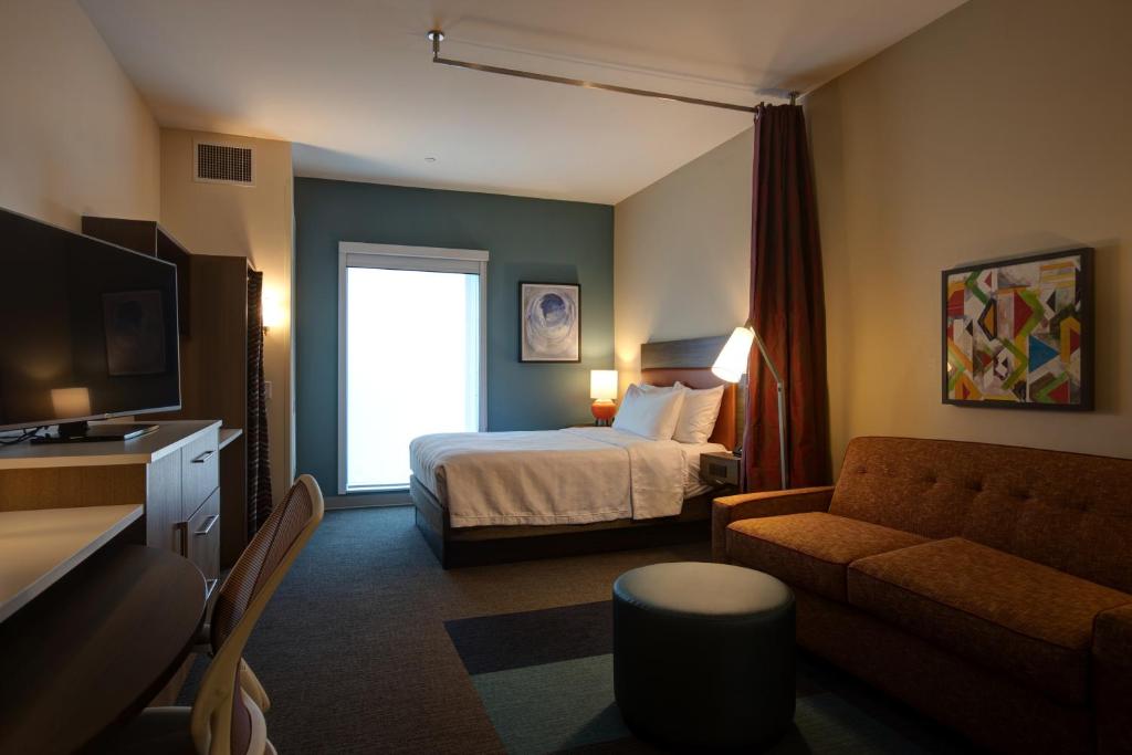 Home2 Suites By Hilton Charlotte Uptown photo