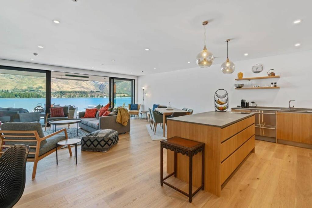 Luxury Lake View - Resim 22